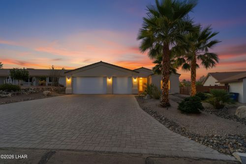 2718 Tradewind Dr, Lake Havasu City, AZ, 86403-6019 | Card Image