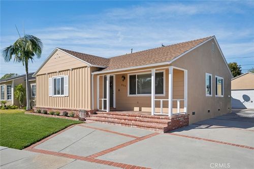 2523 Eckleson St, Lakewood, CA, 90712-2814 | Card Image