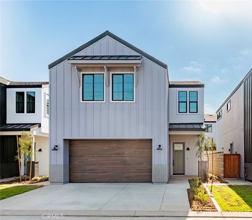 18013 Roch Ct, Fountain Valley, CA, 92708-5548 | Card Image