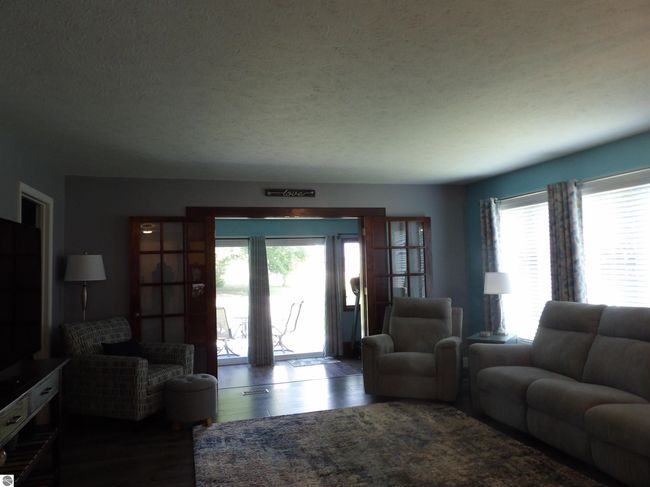 19 - 144 N Shore Dr W, House other with 2 bedrooms, 2 bathrooms and null parking in Cadillac MI | Image 4