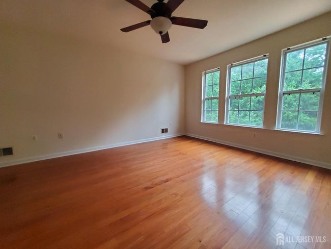 4 Stewart Ct, Townhouse with 3 bedrooms, 3 bathrooms and null parking in Old Bridge NJ | Image 13