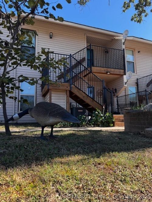 f-204 Falconhead Dr, Burneyville, OK, 73430-9752 | Card Image