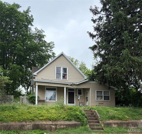 205 S Pacific St, Cape Girardeau, MO, 63703-6168 | Card Image