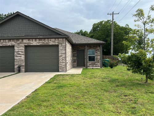 2701 Ginger Ct, Sherman, TX, 75092-7208 | Card Image