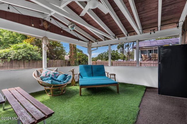 Screened Patio | Image 19