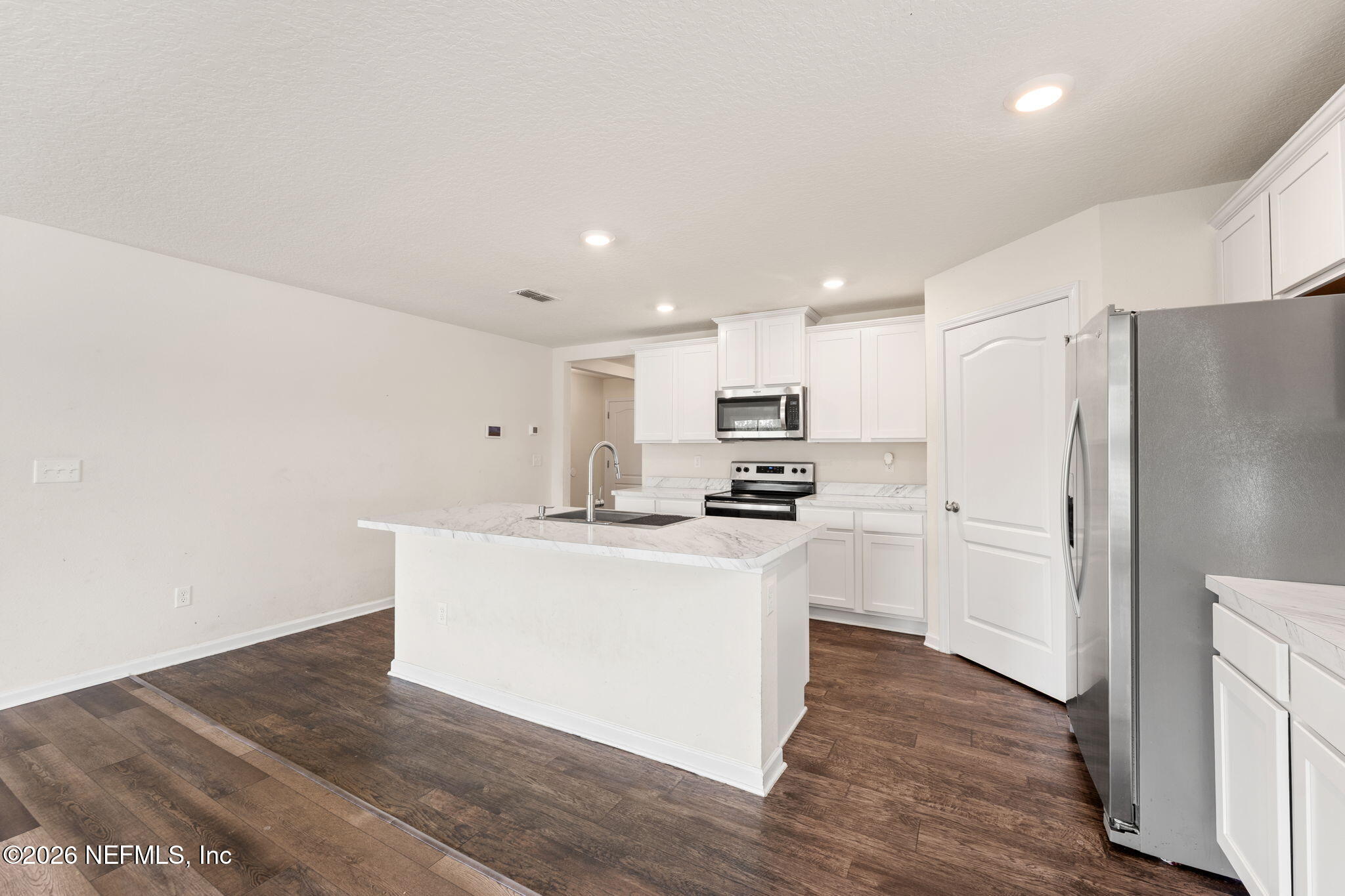 Residential in Middleburg 4