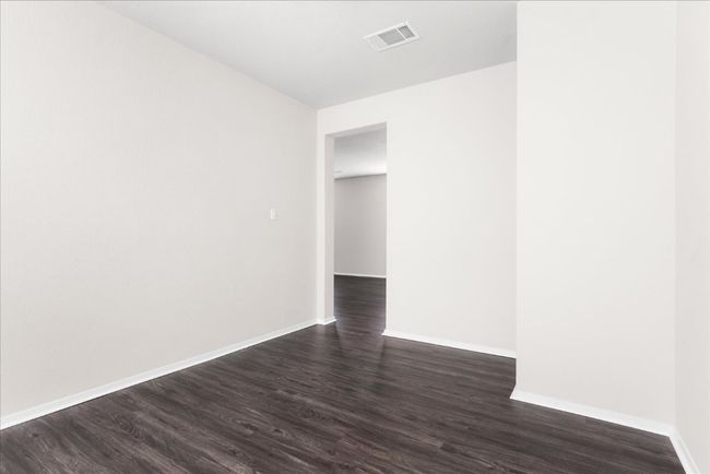 UNIT-100 - 2800 Joe Dimaggio Blvd, Condo with 5 bedrooms, 3 bathrooms and 4 parking in Round Rock TX | Image 4