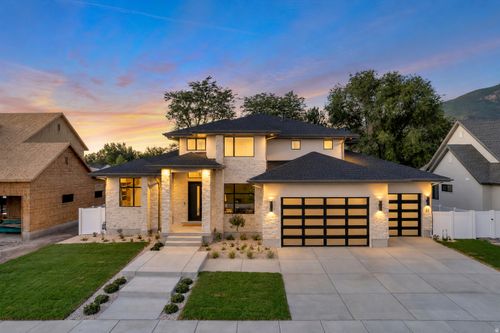 23 E 1500 S, Farmington, UT, 84025-2186 | Card Image
