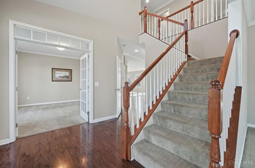1528 Fairchild Dr, Harrison, OH, 45030 | Card Image