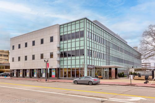 ste-0a-203 S Washington Ave, Saginaw, MI, 48607-1208 | Card Image