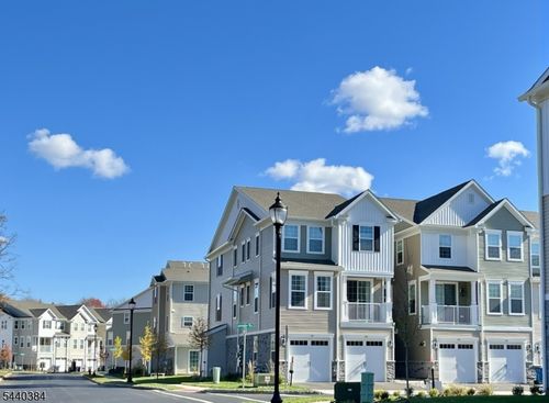 104 Myrtle Rd, Warren, NJ, 07059-5366 | Card Image