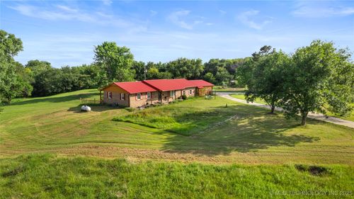 4045 County Road 1510, Stratford, OK, 74872-5464 | Card Image