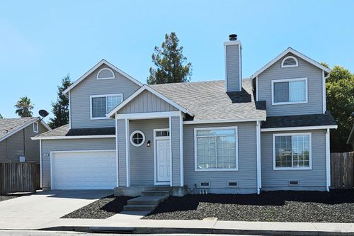948 Shadywood Cir, Suisun City, CA, 94585-1792 | Card Image
