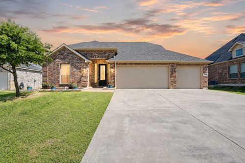 557 Lake Bluff Ave, Oak Point, TX, 75068-1050 | Card Image