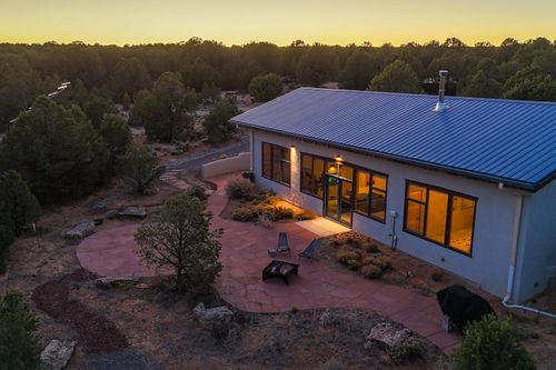 1 Freedom Rd, Carson, NM, 87517-8047 | Card Image