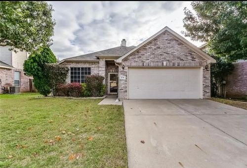 216 Lincoln Ln, Crowley, TX, 76036-4016 | Card Image