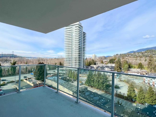 807 - 1675 Lions Gate Lane, Condo with 2 bedrooms, 2 bathrooms and 1 parking in North Vancouver BC | Image 6