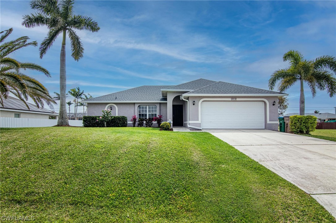 204 Nw 7th Street, Sold in Cape Coral Zoocasa