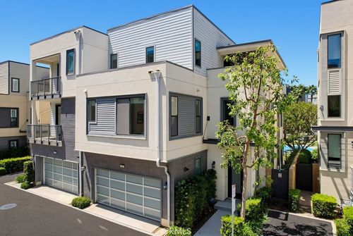 141 Tribeca, Irvine, CA, 92612-0178 | Card Image