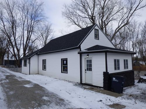 1002 Short 4th St, Frankfort, IN, 46041-2916 | Card Image