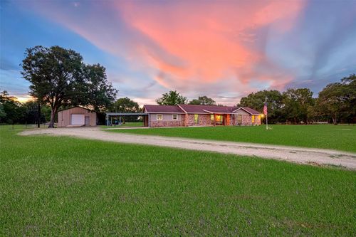 10704 Buls Rd, East Bernard, TX, 77435-9529 | Card Image