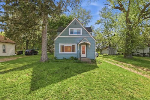229 Wilson St, Fennville, MI, 49408-8506 | Card Image