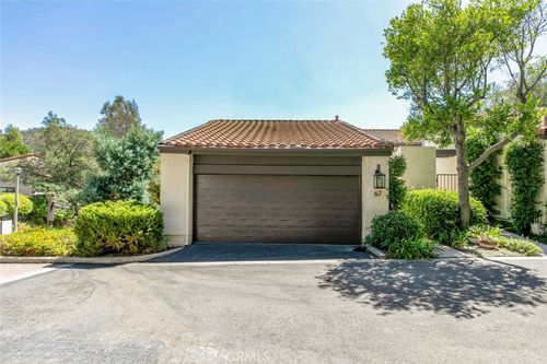 67 Penhill Ct, Glendale, CA, 91206-1748 | Card Image