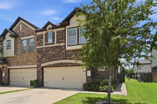 3418 Harvest Meadow Ln, Rosenberg, TX, 77471-1748 | Card Image