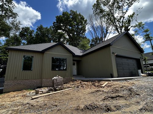 1252 Vickie Ln, Portland, TN, 37148-2222 | Card Image