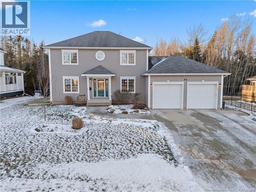 7 Highgate Crt, Riverview, NB, E1B5T8 | Card Image