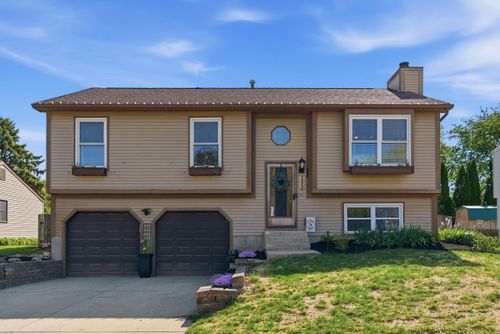 300 Pathfinder Dr, Reynoldsburg, OH, 43068-4803 | Card Image