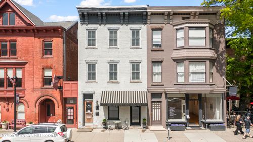 362 Warren St, Hudson, NY, 12534-2578 | Card Image