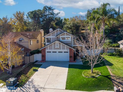 3831 Cottonwood Grove Trl, Agoura Hills, CA, 91301-5309 | Card Image