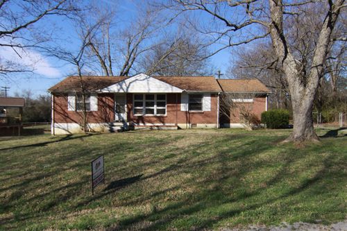 4 Hillsboro Rd, Clarksville, TN, 37042-6213 | Card Image