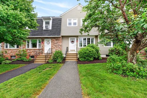 9-4 Snowberry Ln, Goffstown, NH, 03045-2596 | Card Image