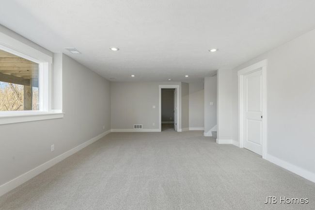 7571 Brook Villa Ct, Condo with 3 bedrooms, 3 bathrooms and null parking in Allendale MI | Image 23