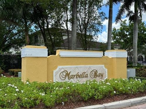 1018 Ne 42nd Ter, Homestead, FL, 33033-6614 | Card Image