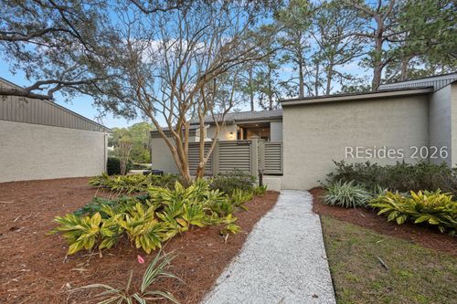 1592-226 S Sea Pines Dr, Hilton Head Island, SC, 29928-4048 | Card Image