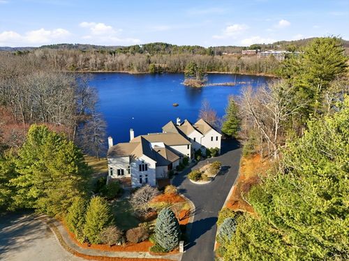 55 Hillcrest Rd, Weston, MA, 02493-2020 | Card Image