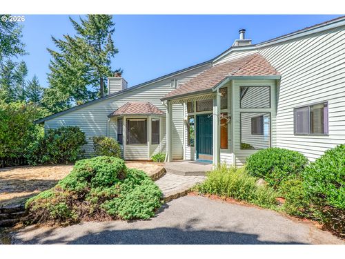 2846 Carriage Way, West Linn, OR, 97068-2215 | Card Image
