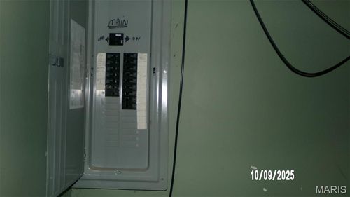 25 Godin Ave, East Carondelet, IL, 62240-1157 | Card Image