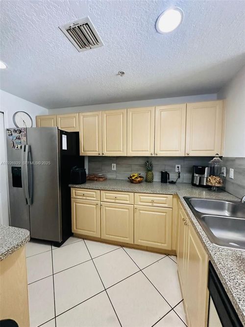 apt-1101-6400 Nw 114th Ave, Doral, FL, 33178-4574 | Card Image