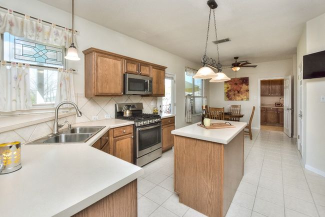 Kitchen | Image 14