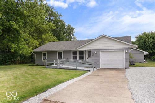 1918 W Balsam Ct, Anderson, IN, 46011-2731 | Card Image