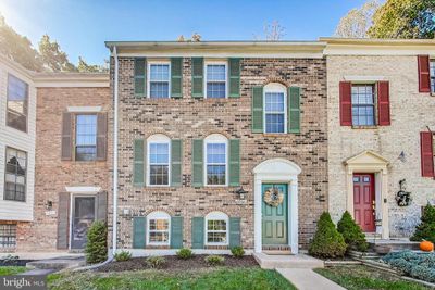 6066 Guildhall Court, Townhouse with 3 bedrooms, 2 bathrooms and null parking in BURKE VA | Image 1