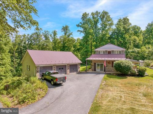 113 Sandhill Rd, FLEETWOOD, PA, 19522-8835 | Card Image