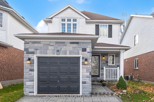 35 Jerry Dr, Cambridge, ON, N3C4G4 | Card Image