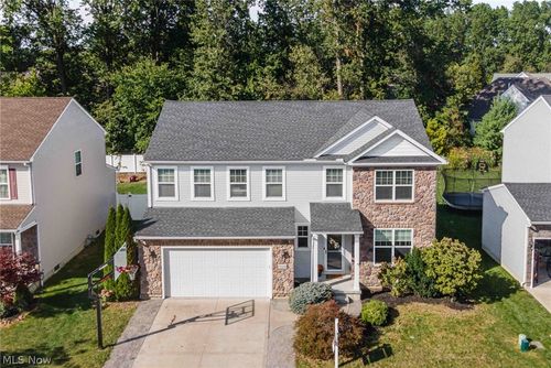 32834 Rebecca Ln, Avon Lake, OH, 44012-3700 | Card Image
