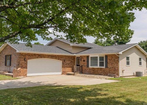 51844 Columbine Dr, Granger, IN, 46530-9407 | Card Image