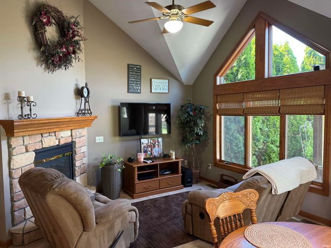 10123 Consta Verde Commons, House other with 3 bedrooms, 4 bathrooms and null parking in Leo IN | Image 19